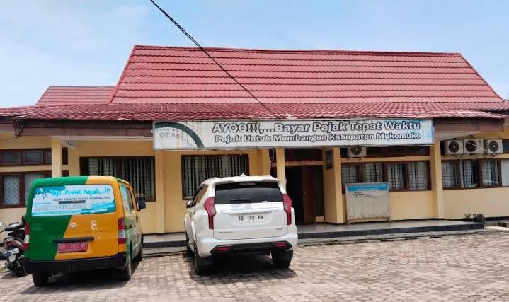 BKD Mukomuko Manfaatkan Grup WhatsApp untuk Optimalkan Pembayaran PBB P2