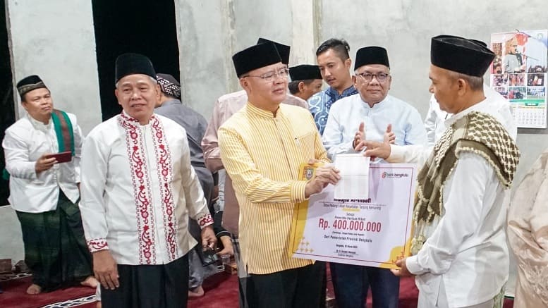Safari Ramadan di Kaur, Temu Warga Tanjung Kemuning Gubernur Salurkan Bantuan Keagamaan
