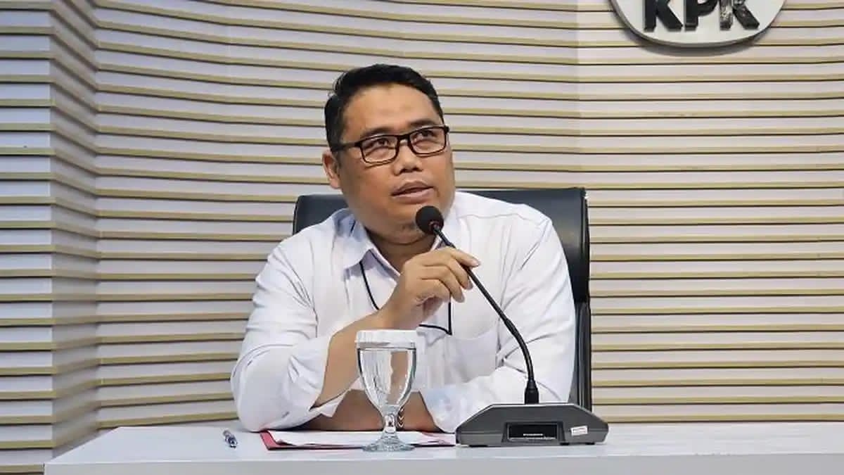 OTT KPK di Rejang Lebong: Bupati dan Kadis PUPRPKP Jadi Tersangka, Uang Suap Proyek Rp756 Juta Disita