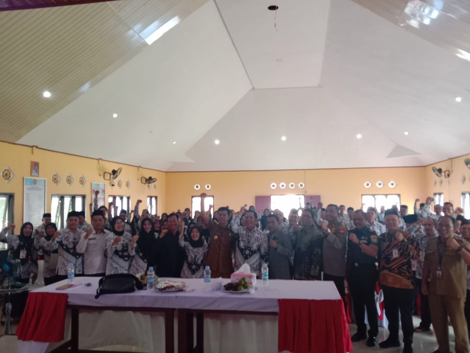 Rasita Kembali Pimpin PGRI Mukomuko! Siap Perjuangkan Hak Guru dan Wujudkan Indonesia Cerdas!