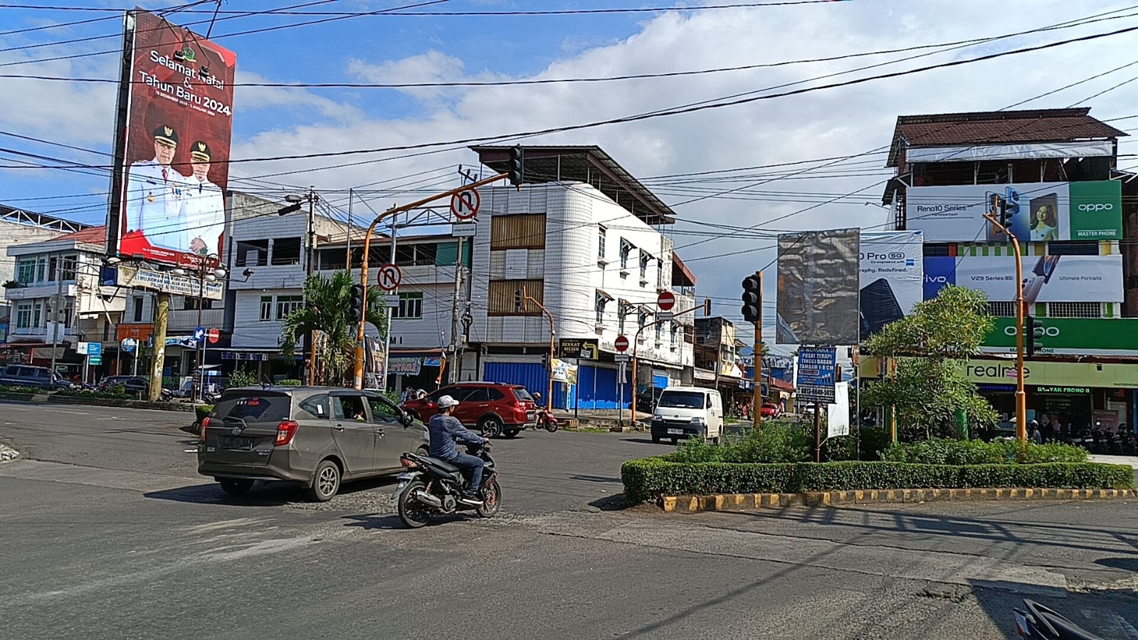 Waspada! Traffic Light Pasar Tengah Curup Padam, Arus Lalu Lintas Kacau Balau