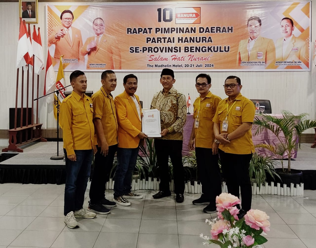 Partai Hanura Serahkan Surat Dukungan Benny Suharto untuk Maju Pilwakot Bengkulu