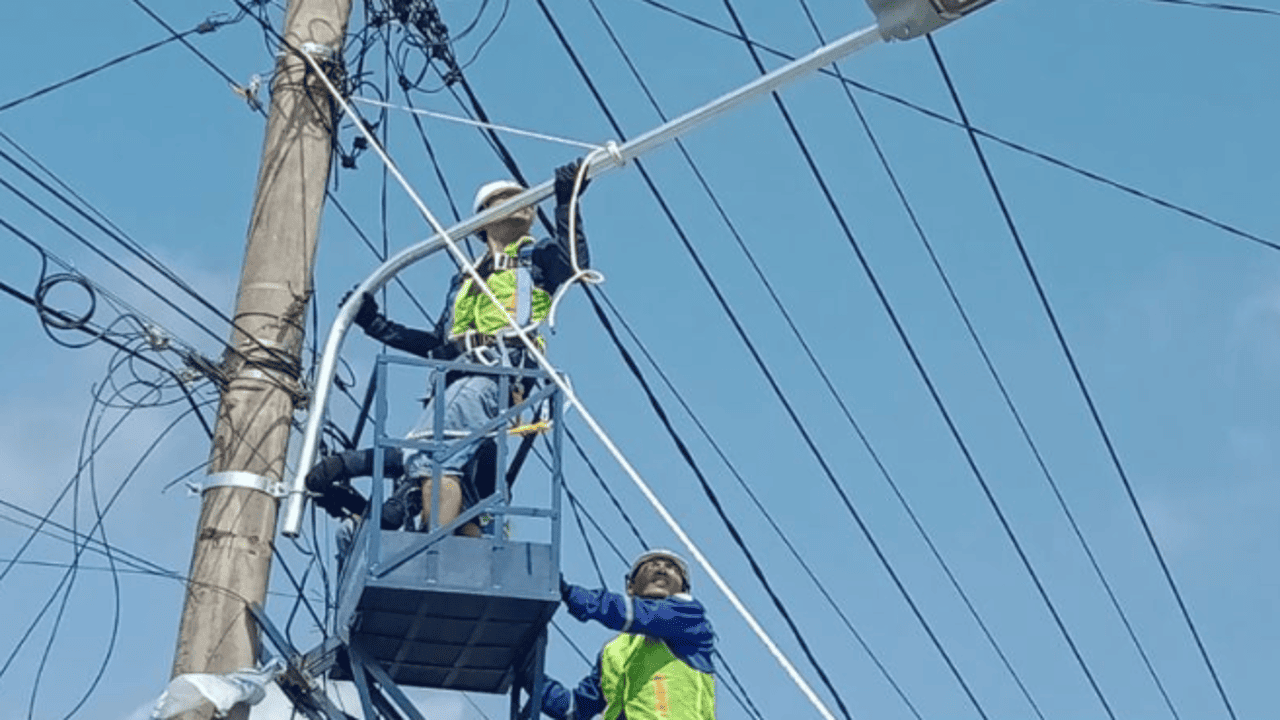 Pemasangan Lampu Jalan Umum di Mukomuko, Alokasikan Anggaran Rp1 Miliar