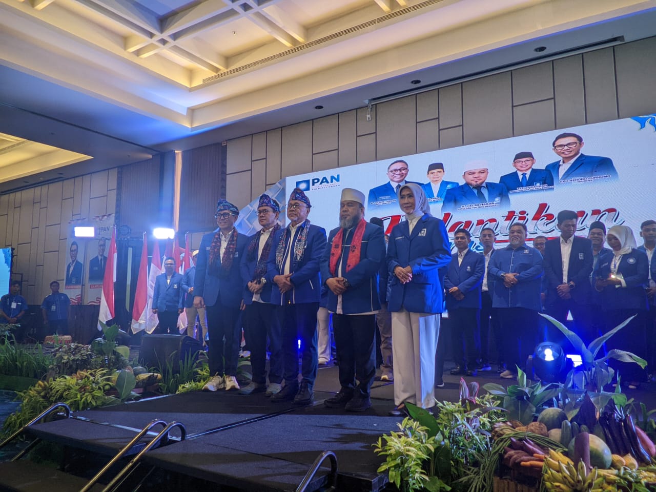 Zulhas Perintahkan PAN Bengkulu Fokus Bantu Rakyat, Bidik Tiga Besar Nasional pada 2029