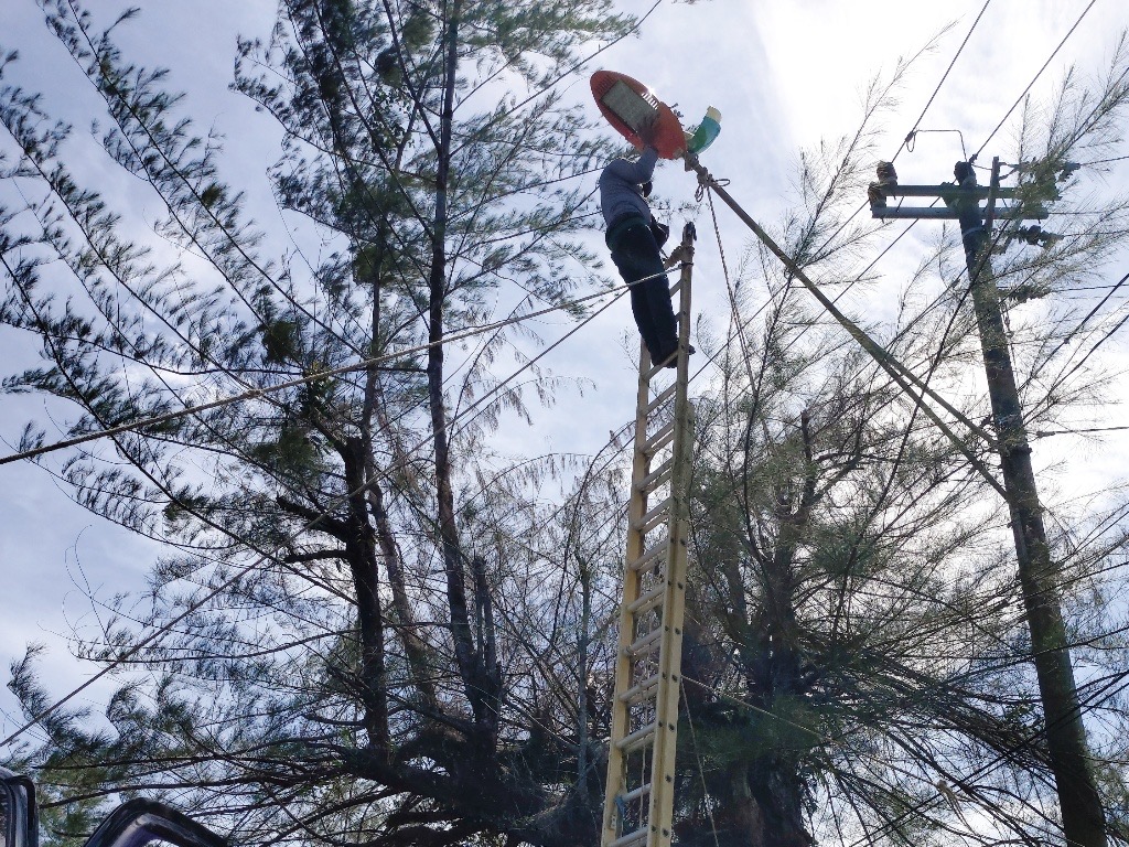 Pajak Penerangan Rutin Dibayar Namun Jalan Masih Gelap, Warga Bengkulu Utara Pertanyakan Fungsi Lampu Jalan