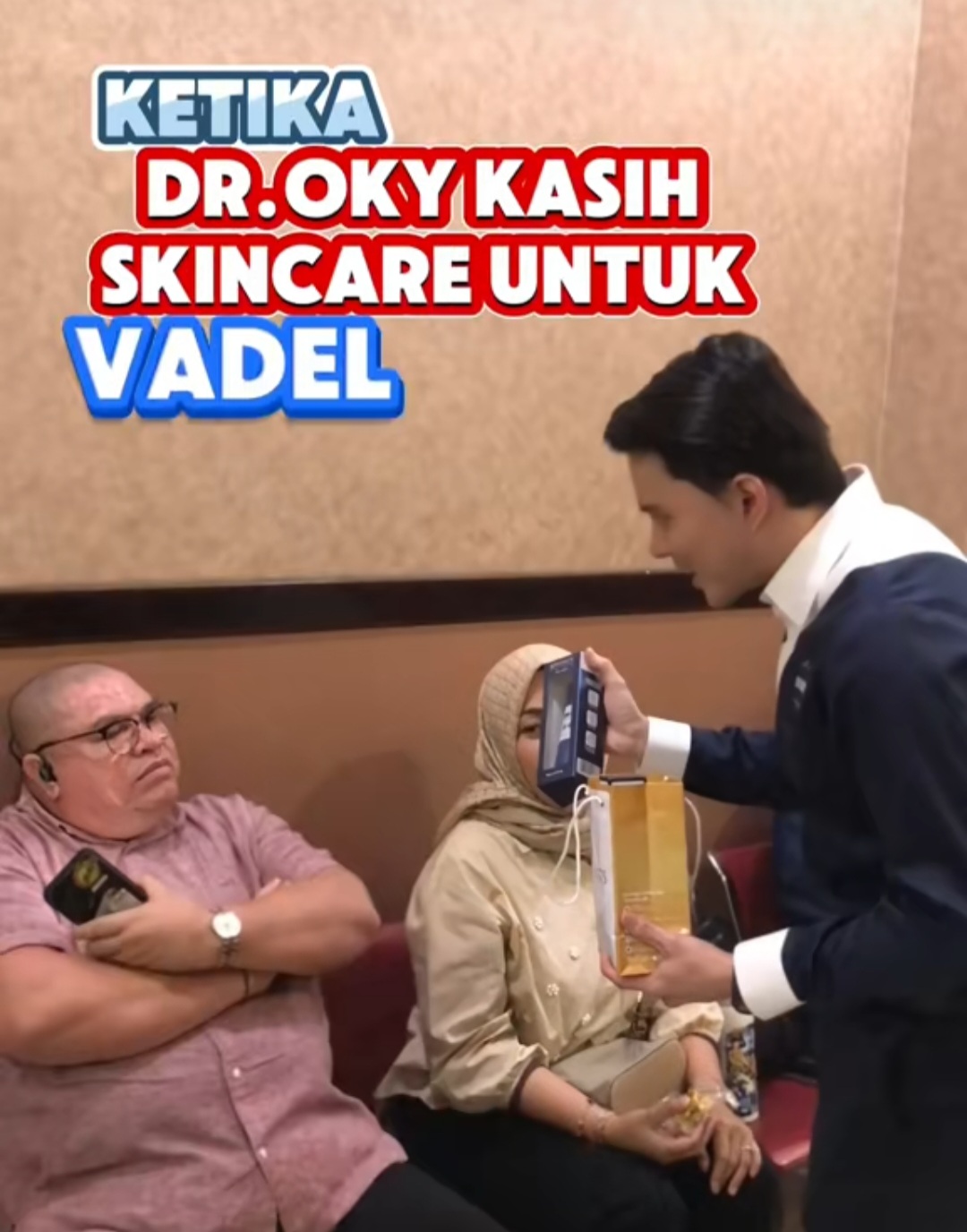 Dokter Oky Pratama Berikan Paket Skincare untuk Vadel Badjideh Agar Tak Insecure