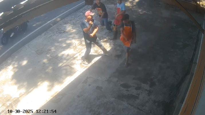 Aksi Penarikan Paksa Mobil di Bengkulu Berujung Darah, Debt Collector Dibacok Nasabah di Jalan