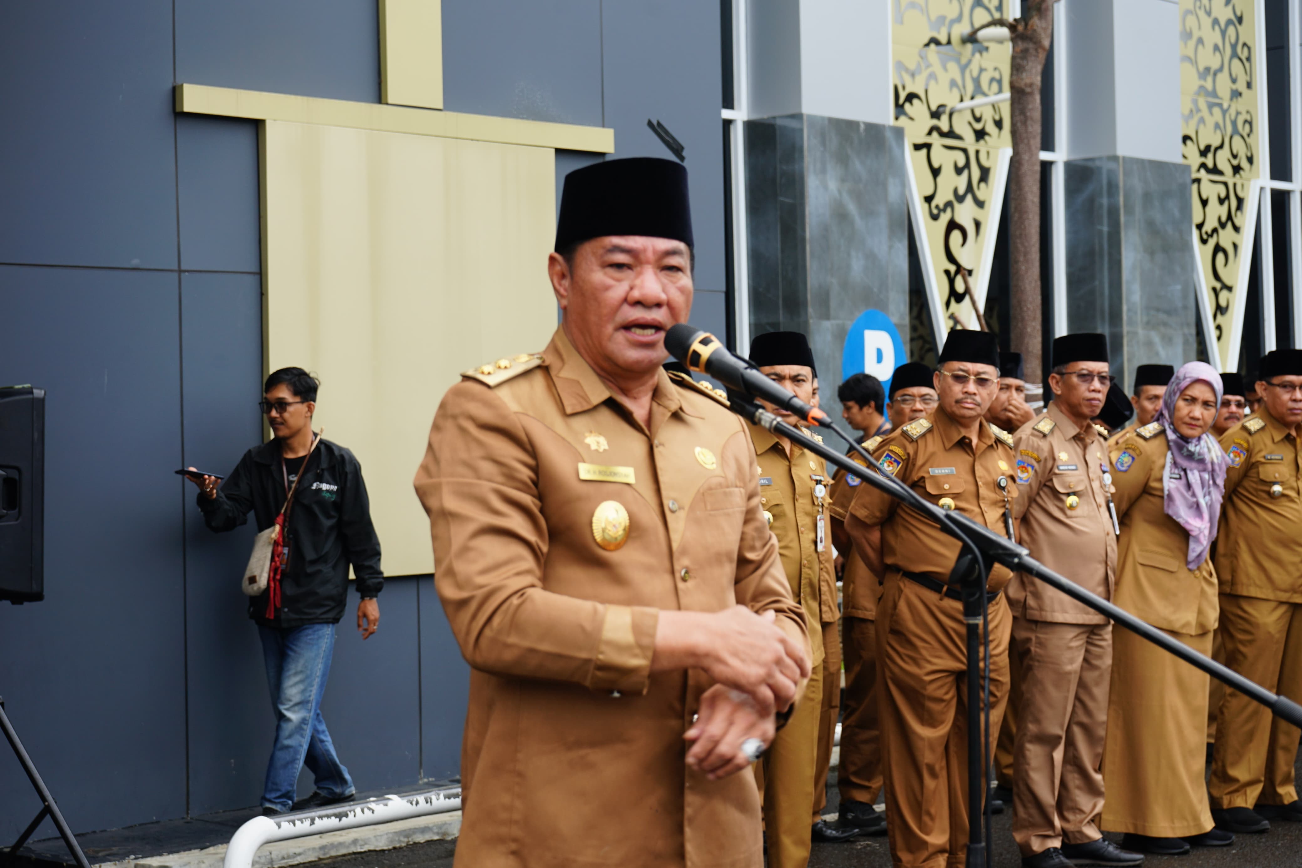  Wagub Rosjonsyah Pastikan Pelayanan Pemprov Bengkulu Tetap Optimal Meski Ada Kekosongan Jabatan