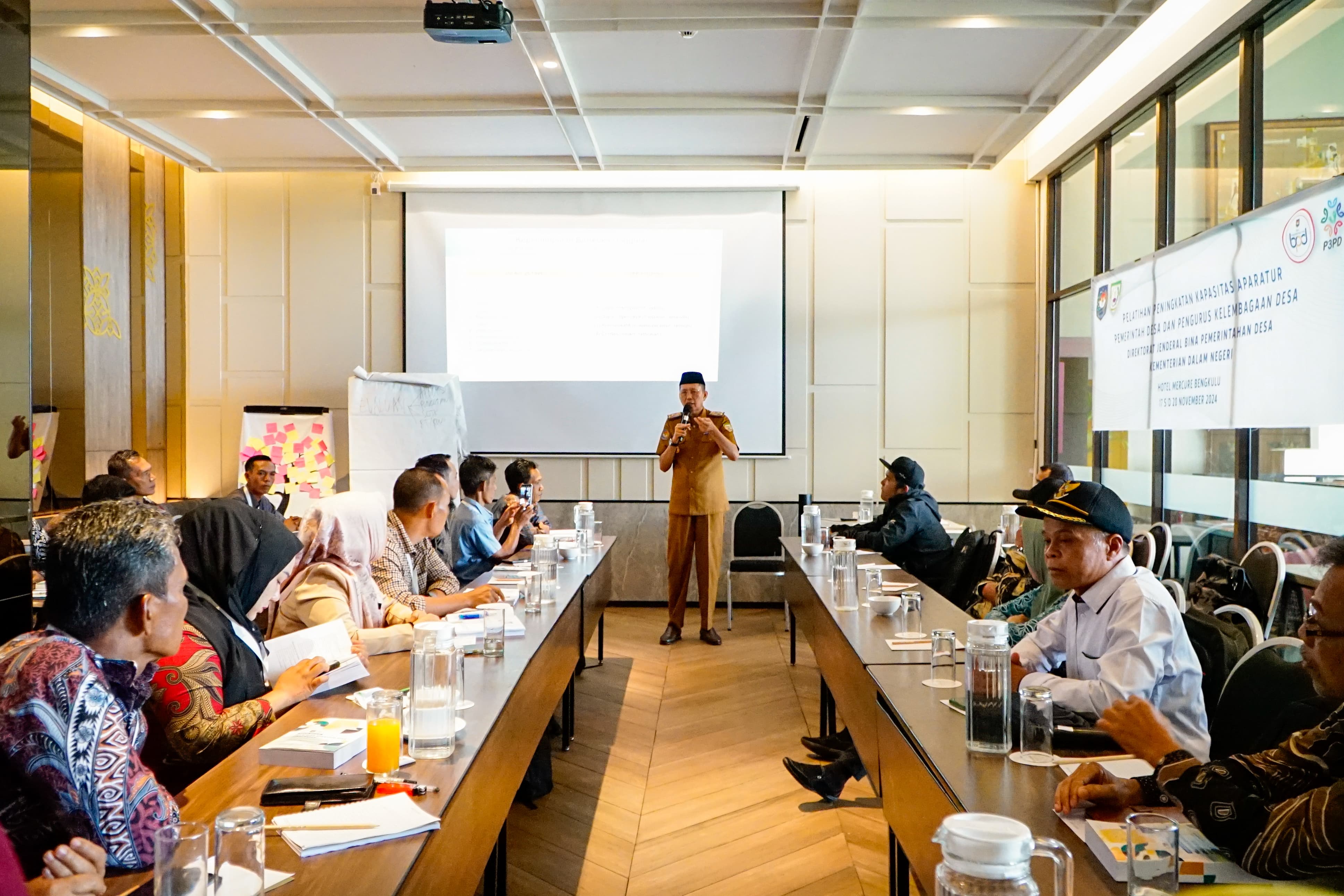 Dorong Desa Maju, Sekda Bengkulu Resmikan Pelatihan Peningkatan Kapasitas Aparatur Pemerintahan