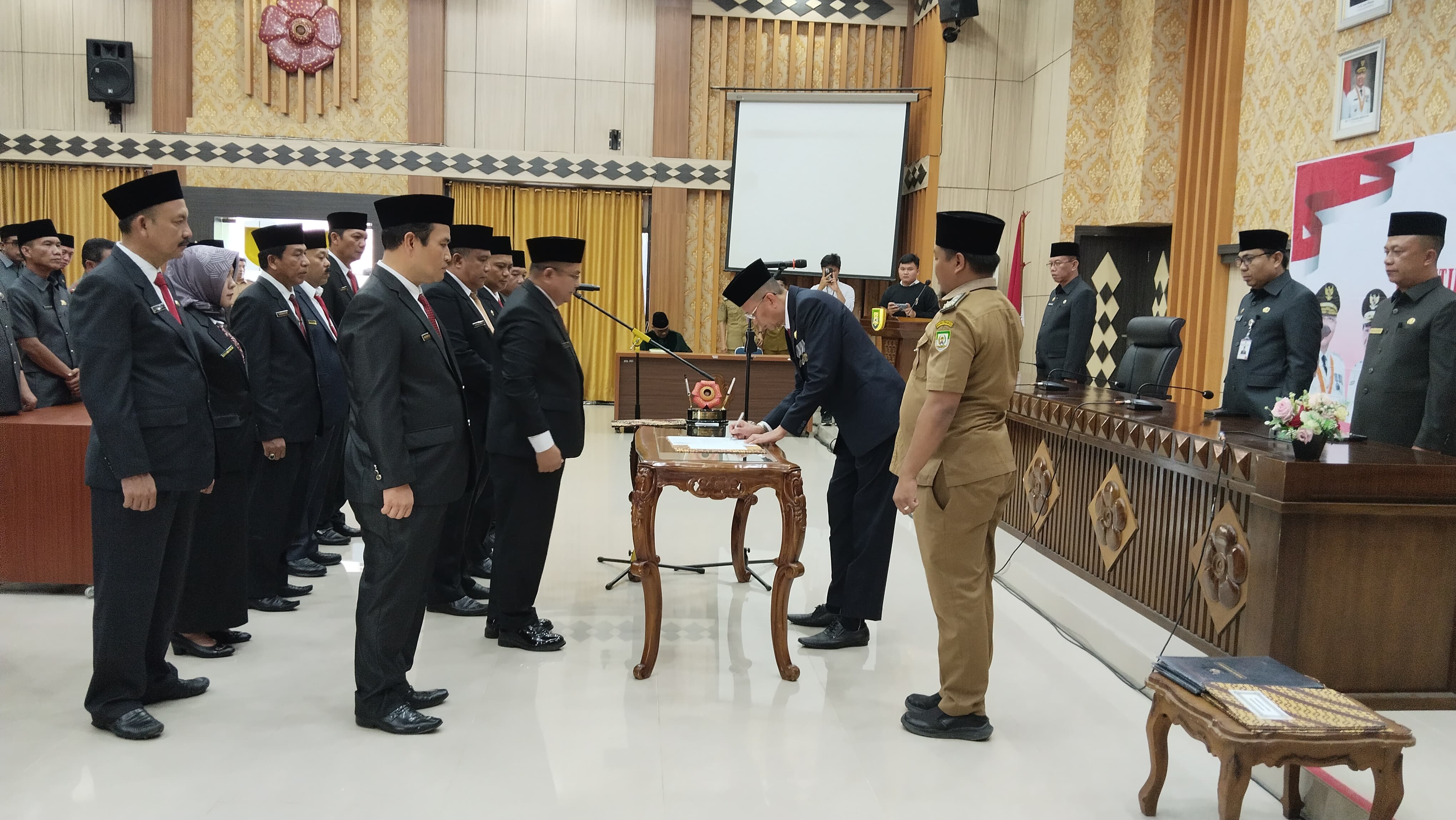 12 Pejabat Eselon II Dirotasi, 1 Kadis Persiapan Pensiun: Ini Daftar ...