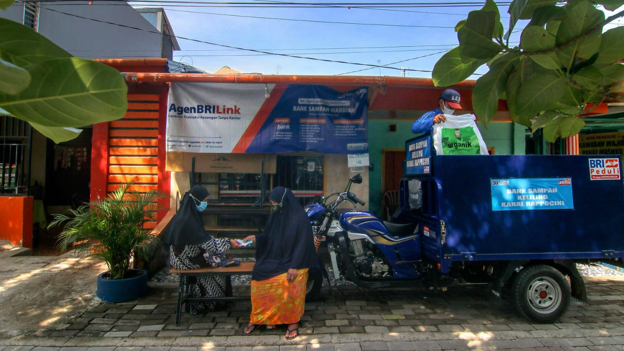 Bergabung Menjadi AgenBRILink, Pendapatan Pelaku UMKM di Simalungun Ini Meningkat 