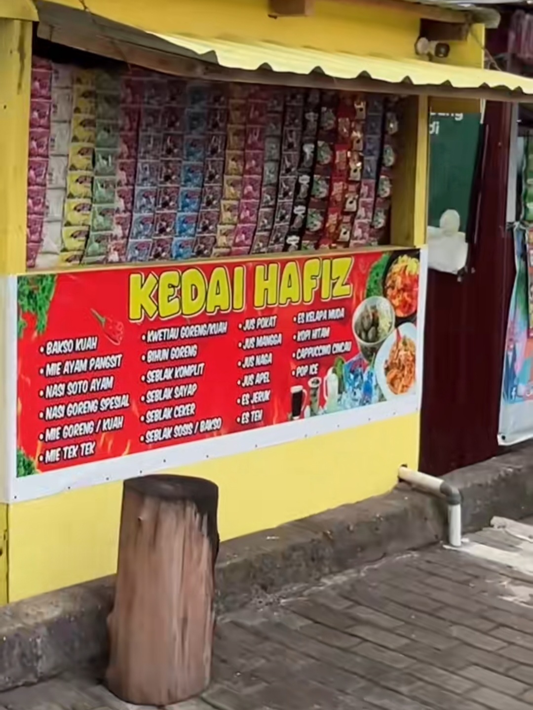 Kulineran di Kota Bengkulu, Nikmati Makanan dan Jajanan di Kedai Hafiz Taman Pantai Berkas 