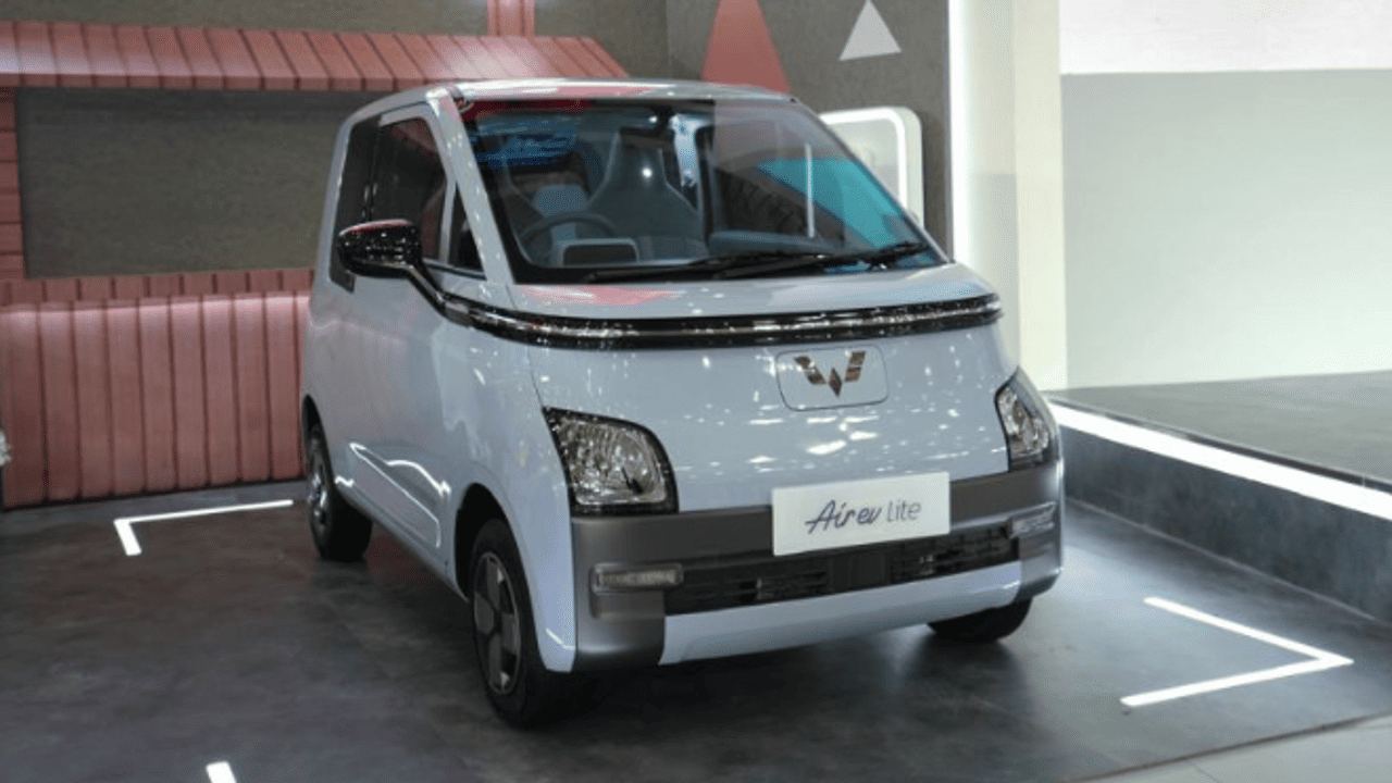 Wuling Hadirkan Varian Baru Air ev Lite Long Range, Solusi Ideal Mobil Listrik Ramah Lingkungan