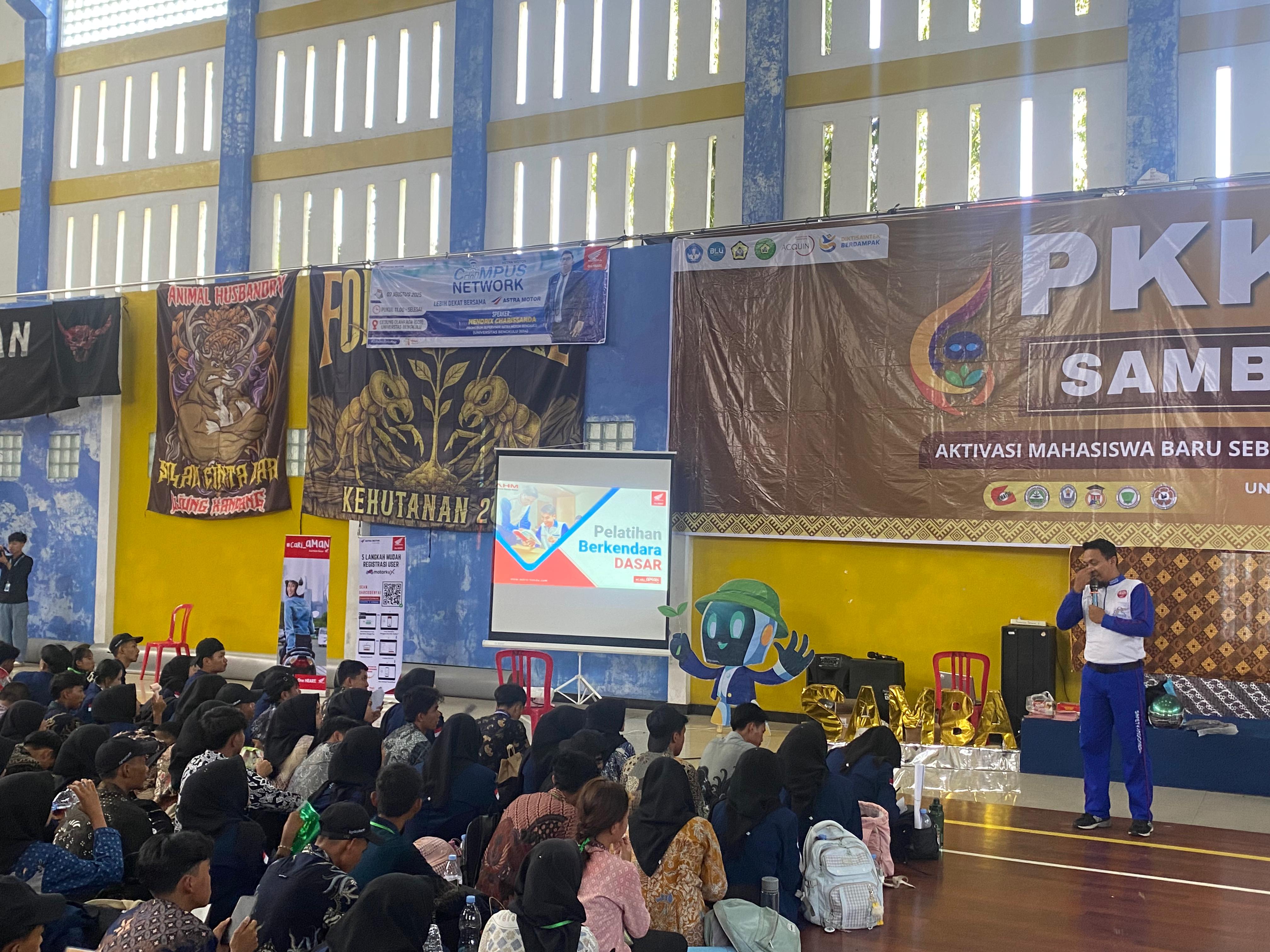 Astra Motor Bengkulu Edukasi Mahasiswa Unib Soal #Cari_Aman Berkendara