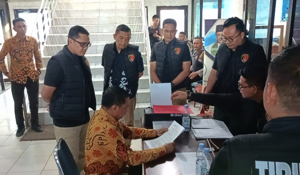 BREAKING NEWS: Kantor dan Rumah Direktur PDAM Kota Bengkulu Digeledah Polisi Terkait Dugaan Suap PHL