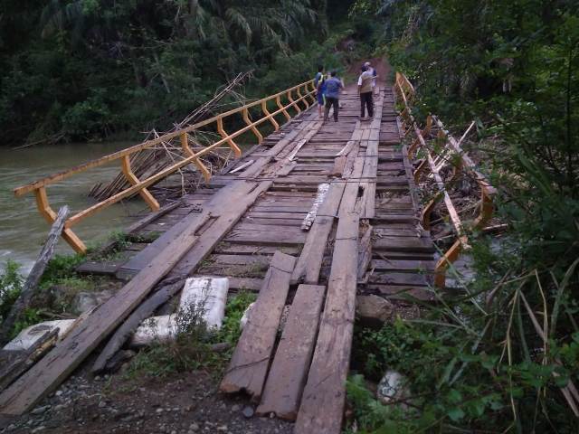 Tim BNPB RI Verifikasi 23 Titik Jembatan Terdampak Banjir Longsor 2019