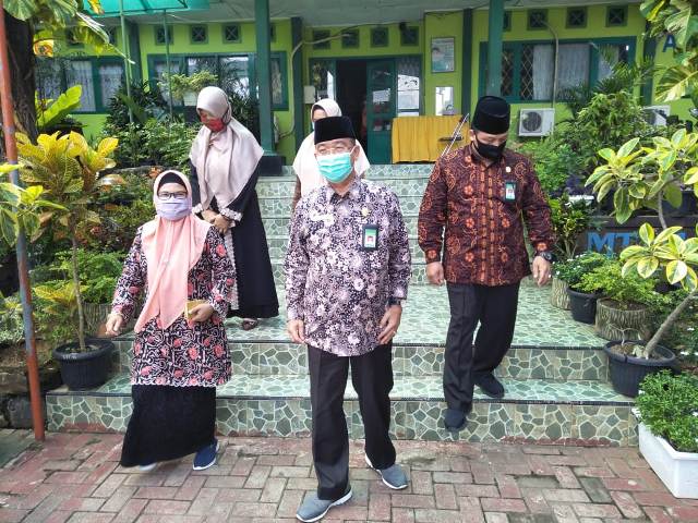 Pastikan Kesiapan New Normal, Kakanwil Kemenag Provinsi Pantau Madrasah
