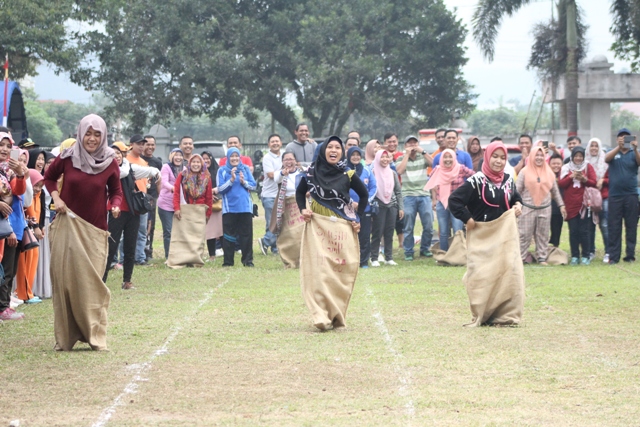 HUT RI, Pemkab  Tak Gelar Lomba