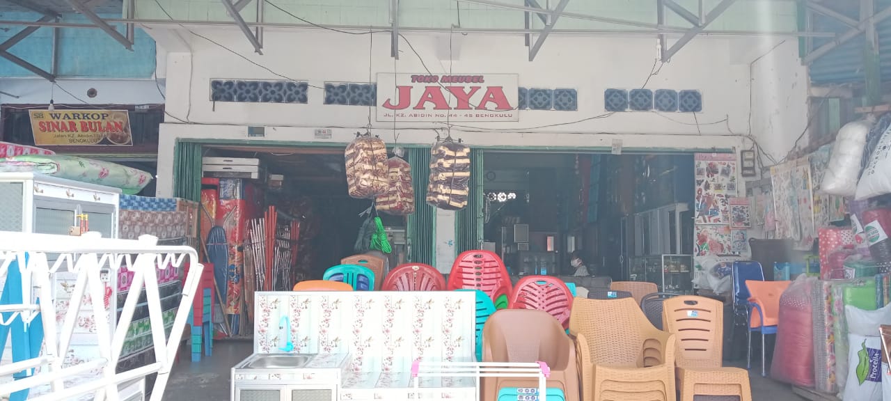 Modus Beli Barang, Pelaku Curi Uang dan Barang Toko