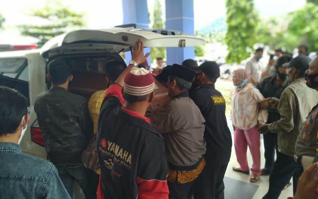 Dijemput Mulus, di Polres Sekarat