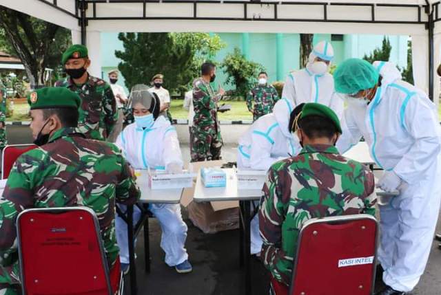 Rapid Test, Personel TNI dan PNS Korem 041/Gamas Diimbau Jaga Imunitas dan Patuhi Prokes