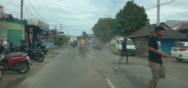 Waspadai Jalan Berlobang Proyek Tambal Sulam