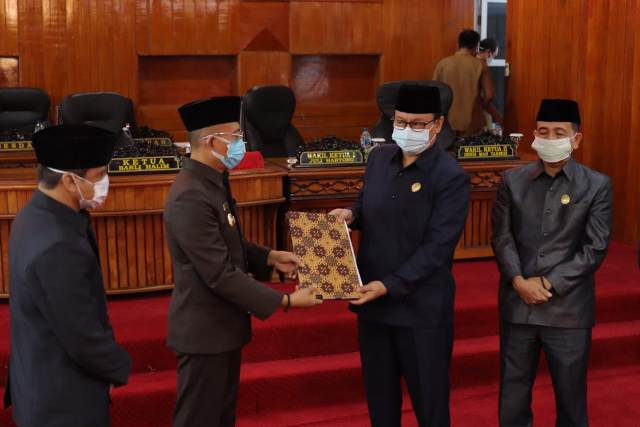 Sebelum Akhir Desember  Program Harus Tuntas