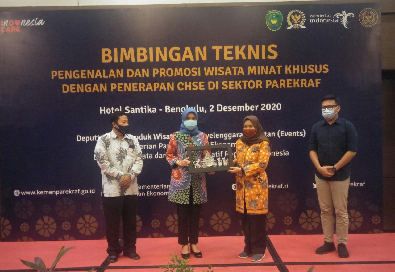 Dewi Coryati: Produk Pariwisata dan Ekonomi Kreatif Bengkulu Harus Maju di Tengah Pandemi