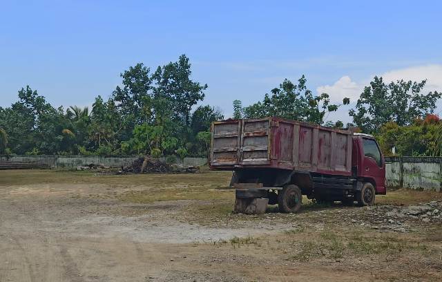 DLHK Terima Mobil Pengangkut Sampah