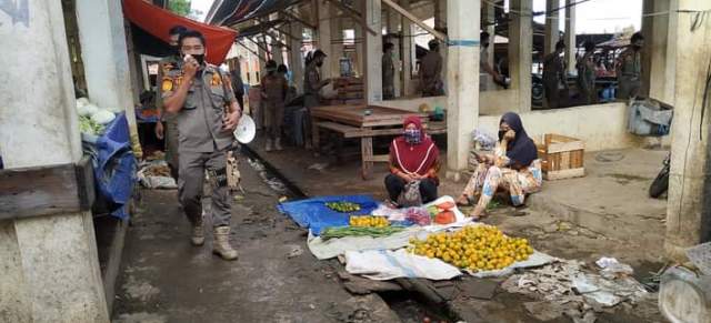 Patroli Prokes di Pasar