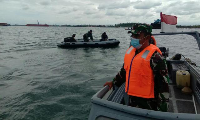 Lanal Bengkulu dan Tim SAR Berhasil Temukan Nelayan Tenggelam di Kolam Pelabuhan Pulau Baai