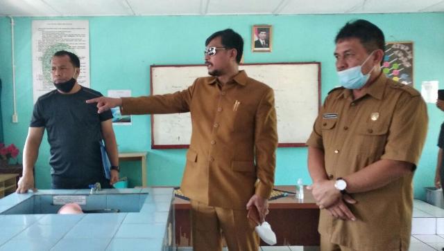 Pantau Penerapan Prokes Saat KBM, Waka II DPRD Provinsi Bengkulu Sidak ke SMAN 5