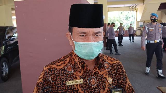 Pelaksanaan Salat Idul Fitri di Masjid atau Lapangan, Diperbolehkan