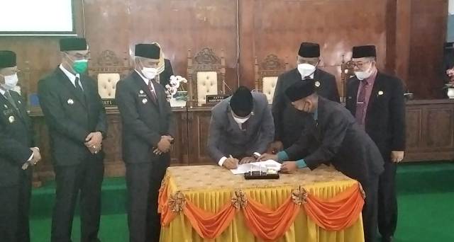 Dewan Beri 19 Catatan