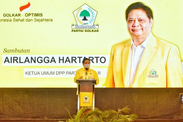 Airlangga Hartarto Minta Kader Golkar Berpartisipasi Tanggulangi Covid-19