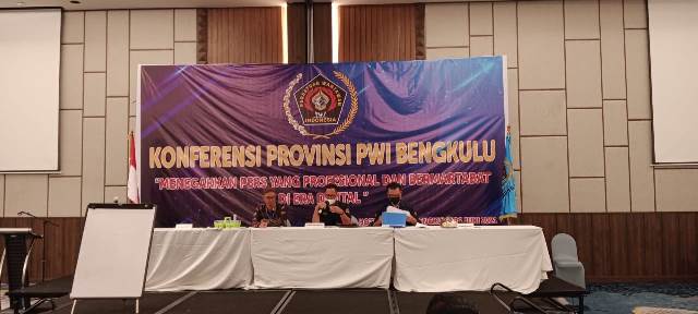 Tiga Pimpinan Sidang Konferprov PWI Terpilih