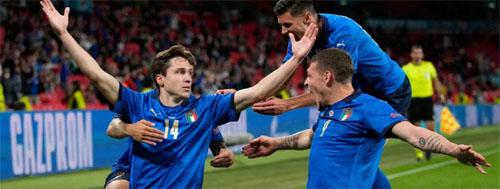 Babak 16 Besar Euro 2020: Italia Konsisten, Dinamit Denmark Meledak