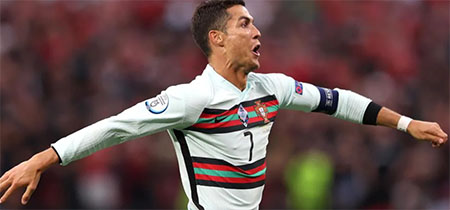 Ronaldo Bikin Rekor Lagi
