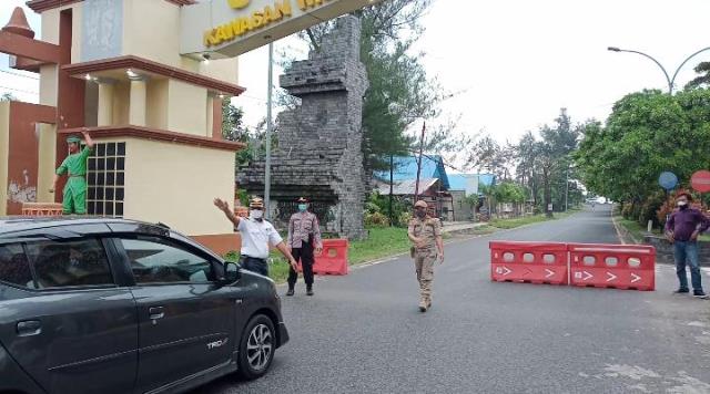 Kurangi Kerumunan di Pantai Panjang, “Weekend” Titik Masuk Kawasan Pantai Dijaga Petugas