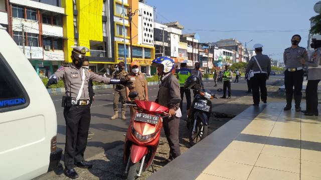 PPKM Level 4 di Kota Bengkulu, Masih Ditemukan Pengendara Tak Kenakan Masker