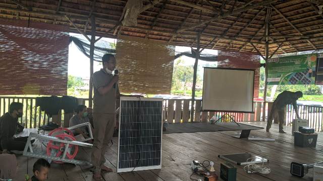 Desa Rindu Hati Bengkulu Tengah Potensial Kembangkan Listrik Energi Surya, LPPM Unib Fasilitasi Pelatihan