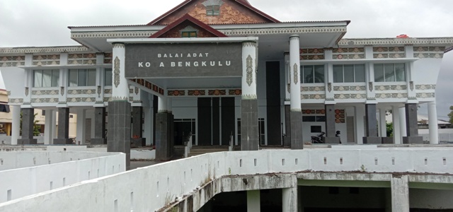 Alih Fungsi Balai Adat Belum Dibahas Dewan, Pudi: Gedung Itu untuk OPD