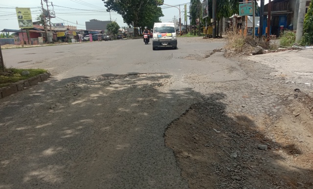 Perbaikan Jalan Hibrida Baru Diusul