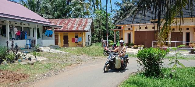 Ditikam Usai Buang Sampah, Warga Sawah Lebar Nyaris Tewas