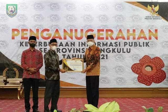 Komitmen Jamin Hak Atas Informasi Publik