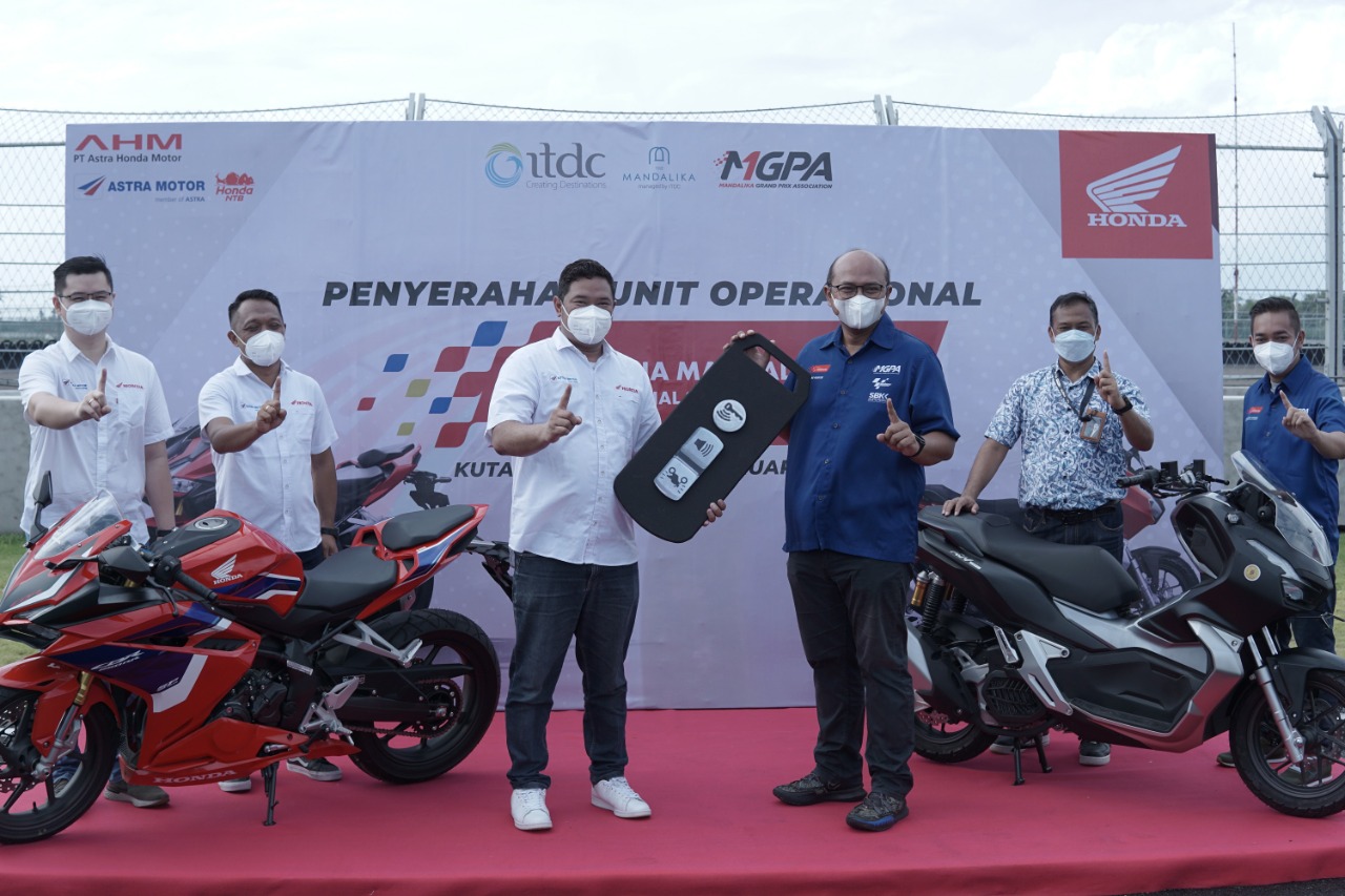 Skutik Resmi MotoGP Mandalika Motor Produksi AHM Honda ADV150