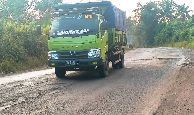 H-5 Truk BB Diminta Tidak Melintas Lagi