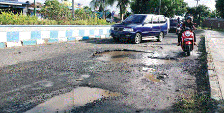 Jalan Berlobang Muncul Kembali