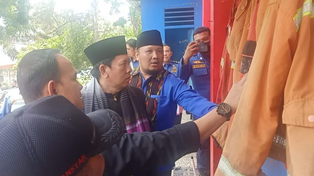 Komisi II DPRD Kota Perjuangkan Kenaikan Gaji  PTT Damkar