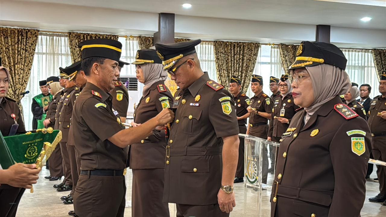 Kajati Bengkulu Lantik Wakajati dan Sejumlah Pejabat Baru, Ini Nama-nama Lengkapnya